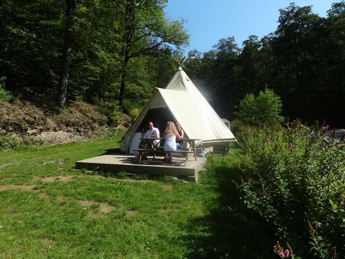Camping Le Canada-Insolite Chiny Room photo